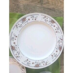 Wade Sone Claremont Fine Porcelain China Japan 10 1/4" Dinner Plate Set Of 4